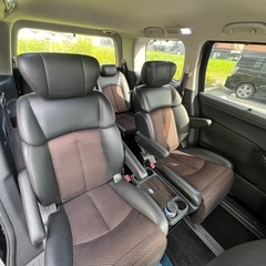 nissan elgrand highway starの画像