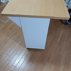 キッチンカウンターの画像