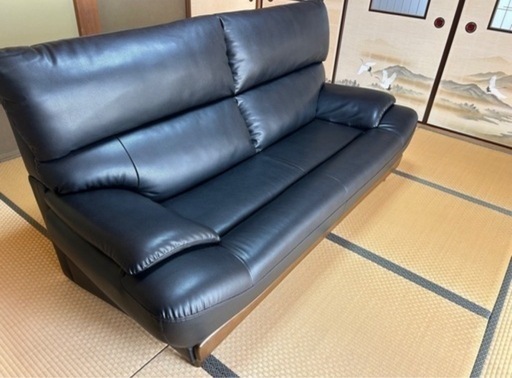 美品　ハイバック3人掛けソファ