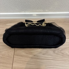 定価9000円ほど パーティーバッグの画像