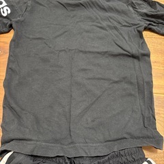 adidas130㌢セットアップの画像