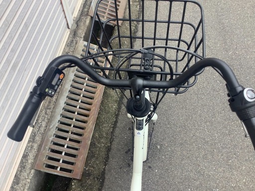 712  パナソニック最新機種電動アシスト自転車gyutto20インチホワイトボディー