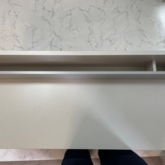 子供用テーブルの画像