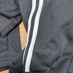 adidasジャージ上下
の画像
