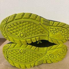 スノトレasics レイザービーム　21.5cmの画像