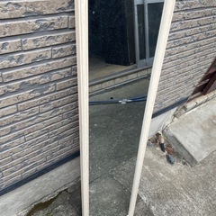 壁掛けミラー　カインズの画像