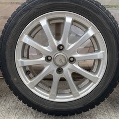 軽自動車アルミホイール付きスタッドレスタイヤの画像