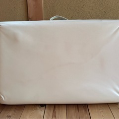 マッサージ施術用折りたたみベッドの画像