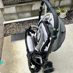 コンビ　ベビーカー　スゴカルswitchの画像