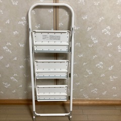 折りたたみ式ふみ台の画像