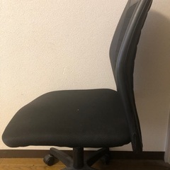 オフィスチェア　
ニトリの画像