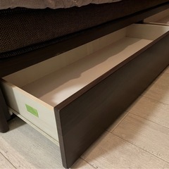 セミダブルベッドの画像