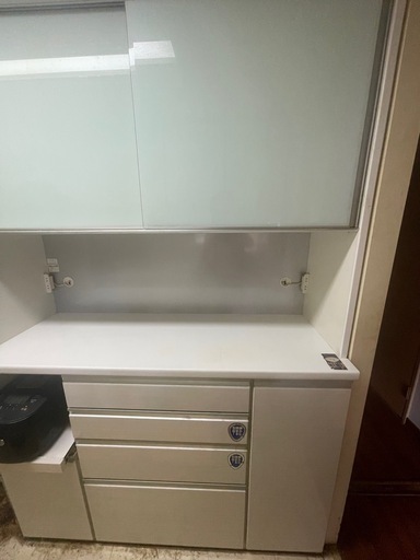 高級✨キッチンボード 食器棚（メラミンカウンター・静音引き出し付）