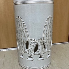陶器傘立ての画像