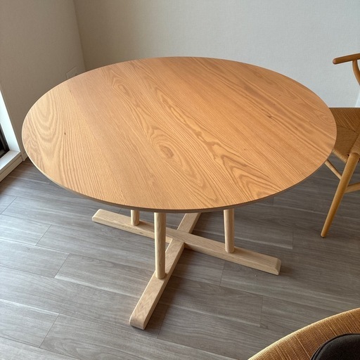 アクタス  ダイニンテーブル