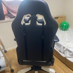 DXRacer ゲーミングチェア.の画像