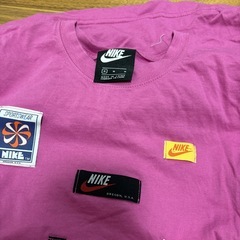 NIKE ロンTの画像