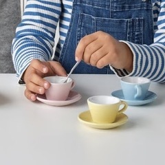 IKEA　DUKTIG ドゥクティグ カップ/ソーサー おままごと 8点セット, ミックスカラーの画像
