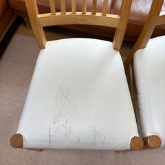 木製スラットバックダイニングチェア2脚セットの画像