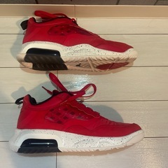 NIKE ジョーダンMAX200
の画像