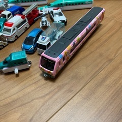 トミカ　車のおもちゃ　19個セット　の画像