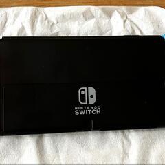 Nintendo Switch 有機EL （ケースつき・4人で遊べます）の画像