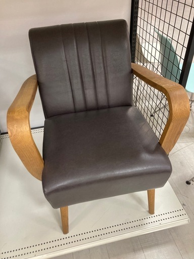 取りに来れる方限定！Knot antiquesのチェアです！
