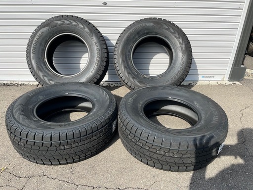 ヨコハマタイヤ　スタッドレス　265 70 15　ice GUARD　G075