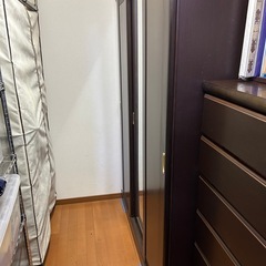 クローゼットと洋服ダンスの画像