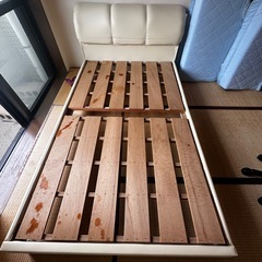 シモンズ ベッド マットレスの画像