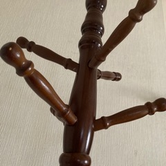 木製コートハンガー／ポールハンガーの画像