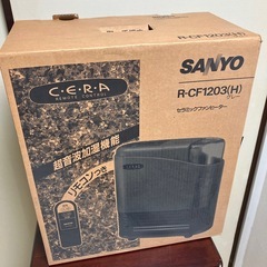 SANYO セラミックファンヒーター 加湿機能付き R-CF1203 暖房器具の画像