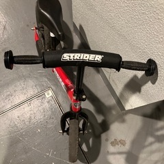 ストライダー　赤の画像