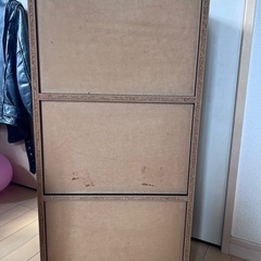 3段カラーボックスの画像