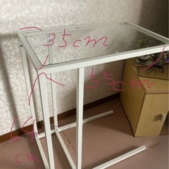 サイドテーブル・IKEA　の画像