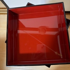 三段重ね重箱の画像