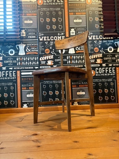 アンティーク調ダイニングチェア