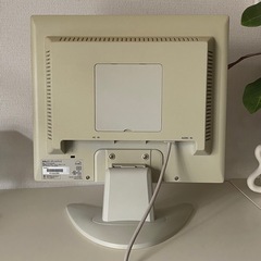【利用可能】ディスプレイモニター の画像