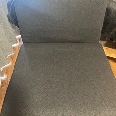 ★中古★1人掛けソファ　幅56cm×奥行72cm×高さ68cm×座面高37cmの画像