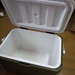 クーラーBOX、収納BOXの2つセットの画像