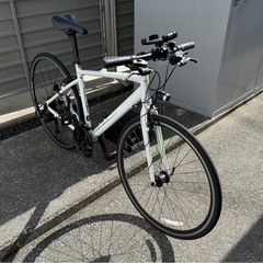 【ジャンク】クロスバイク　おまけ付きの画像