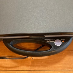 差し上げます　ズボンプレッサー　Nationalの画像
