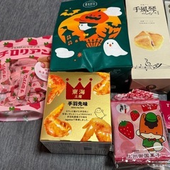 お菓子やコーヒー色々の画像