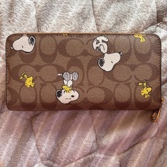coachスヌーピー長財布　美品の画像