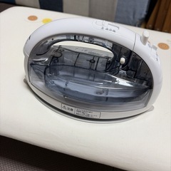 Panasonicコードレスアイロン＋あいろんだいアイロン台の画像