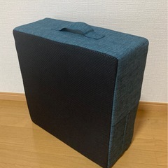 【美品】トランポリンクッション（青）の画像