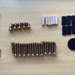 アイリスプラザ ベッド ベッドフレーム 棚付き 2口コンセント ブックシェルフ付 3段階 高さ調整 すのこベッド シングル ウォールナット TKSB-Sの画像