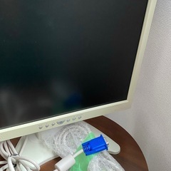 【利用可能】ディスプレイモニター の画像