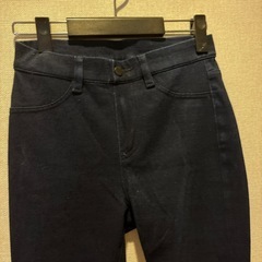 ユニクロストレッチジーンズS 60〜66の画像