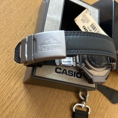 CASIO PRO TREK腕時計の画像